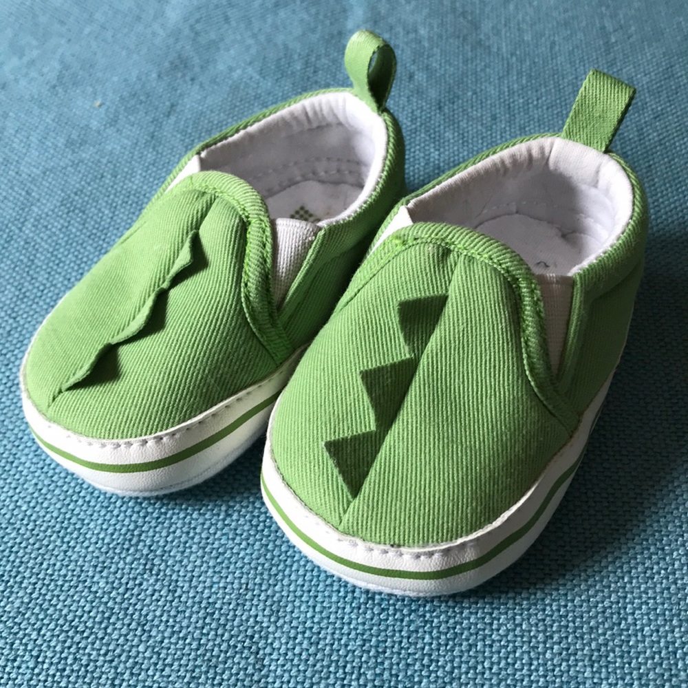 Gymboree infant Shoes - Size 0-3 months
